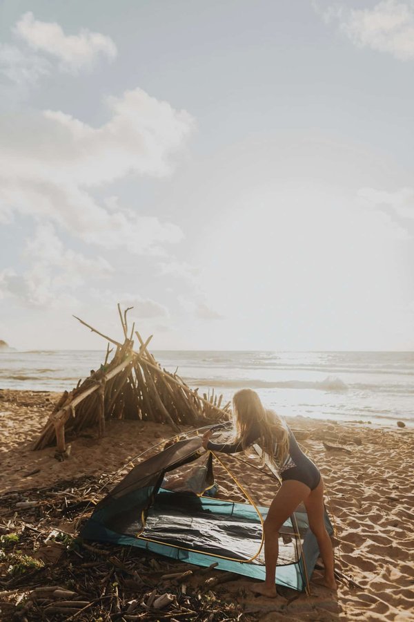 Survivre en plein air : les compétences de base pour le camping